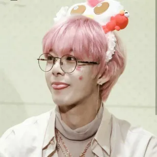 - Hyungwon🍧 | By @Niallerismine telegram stickers