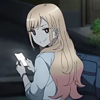 🥟 Marin Kitagawa My Dress-Up Darling anime, girl, smartphone, blond, cute telegram sticker