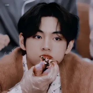 🤎 osoba, jedzenie, żywność, portret, kpop, azjatycki, mężczyzna whatsapp sticker