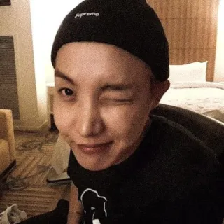 ⭐️ supreme j-hope, 韩流, 眨眼, 自拍, 男性, 人物, 肖像 telegram sticker