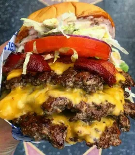😋 food, burger, cheeseburger, bacon, tomato, lettuce telegram sticker