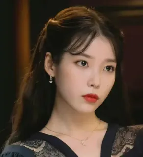 🤨 IU cantante coreana, attrice, celebrità, donna, ritratto telegram sticker
