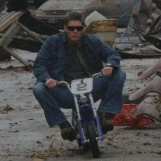 🌃 Dean Winchester Supernatural motocicleta, vehículo, serie de TV, mini moto, Jensen Ackles whatsapp sticker