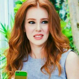😬 donna, capelli rossi, ritratto, persona, telefono, serio telegram sticker