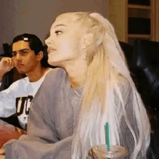 🍸 Ariana Grande zanger, beroemdheid, vrouw, portret whatsapp sticker