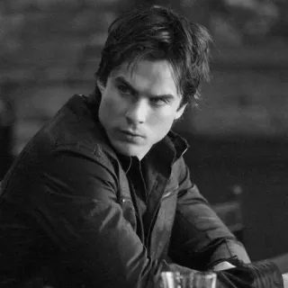 ▪️ Damon Salvatore The Vampire Diaries wampir, serial TV, Ian Somerhalder, aktor, mężczyzna, poważny, ponury telegram sticker
