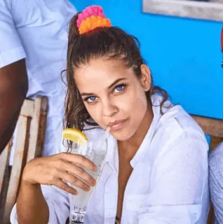 🌩 femme, portrait, boisson, citron, mannequin whatsapp sticker