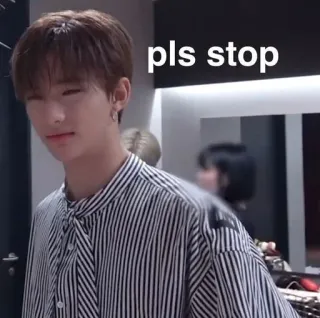 😠 pls stop Meme, Alto, Asiático, Hombre, Expresión whatsapp sticker