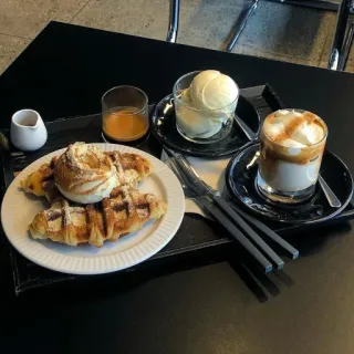 🍽 Essen, Dessert, Croissant, Eis, Kaffee, Getränk whatsapp sticker