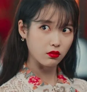 😏 IU attrice, coreana, cantante, celebrità, donna, IU telegram sticker