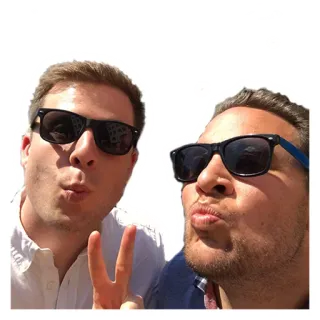 😍 hommes, lunettes de soleil, selfie, signe de paix, amis, pose telegram sticker