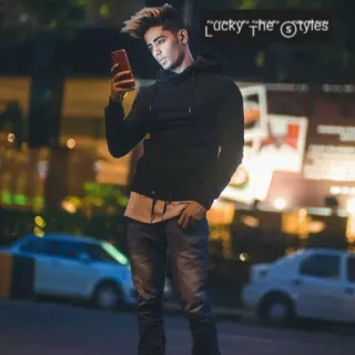 📱 Lucky The Styles persona, hombre, estilo, ciudad, calle whatsapp sticker