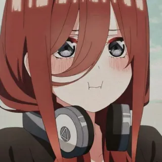🔪 Miku Nakano The Quintessential Quintuplets Аниме, Манга, Милый, Наушники, Краснеющий telegram sticker