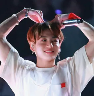 ❤️ Jungkook Чонгук, BTS, K-pop, певец, знаменитость, сердце, фанат whatsapp sticker