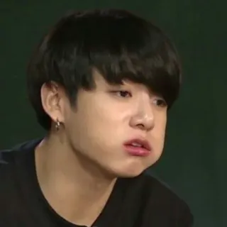 🍁 Jungkook kpop, cantante, musica, faccia buffa, meme telegram sticker