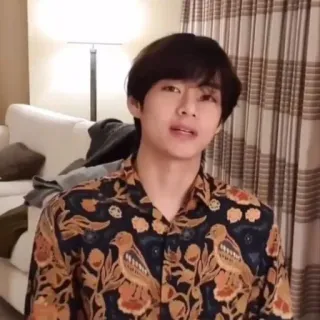 KIM TAEHYUNG 一 @CONVOLVING ៹ whatsapp stickers