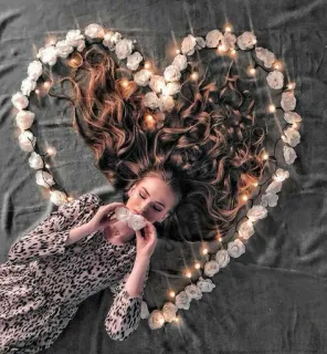 🎶 femme, coeur, fleurs, lumières, cheveux, amour, romantique, portrait telegram sticker