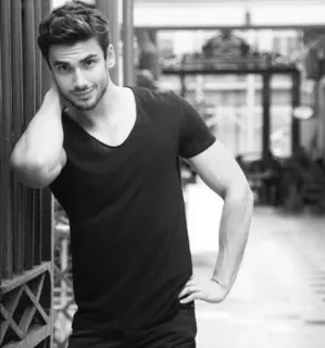 ▪️ homme, beau, masculin, noir et blanc, portrait, mannequin telegram sticker