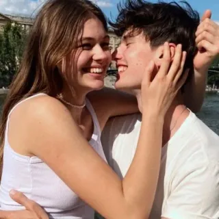 💘 casal, jovens adultos, amor, afeição, relacionamento, romance telegram sticker