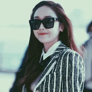 🗽 Jessica Jung celebryta, piosenkarz, aktorka, okulary przeciwsłoneczne, moda whatsapp sticker