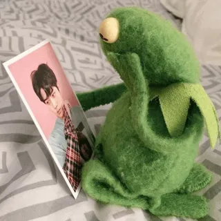 😢 Kermit kermit the frog, puppet, meme, cute telegram sticker