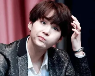 🖤 Suga K-pop, Idolo, Cantante, Musica, Artista, Celebrità telegram sticker