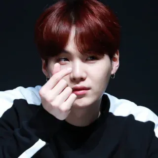 🍂 Suga Suga, BTS, K-Pop, Koreanischer Pop, Min Yoongi, Idol, Sänger, Herz, Fingerherz telegram sticker