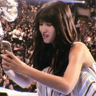 🥨 Frau, Selfie, Kpop, Idol, Konzert telegram sticker