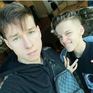 😜 Selfie, Orang, Teman, Gestur, Potret telegram sticker