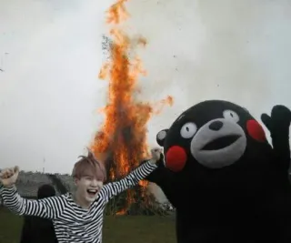 🤠 fuego, Kumamon, persona, emoción, mascota, kpop telegram sticker