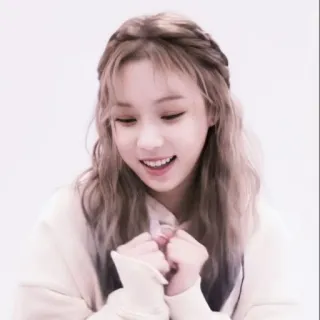 🧋 ภาพเหมือน, ยิ้ม, ผู้หญิง, ทรงผม, ร่าเริง, มีความสุข whatsapp sticker