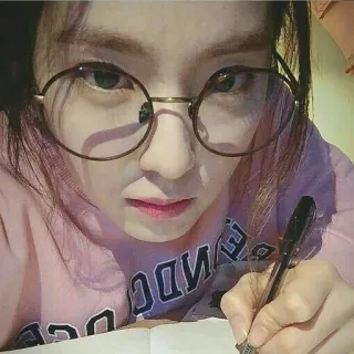 💖 femme, personne, lunettes, écriture, stylo, carnet, pull telegram sticker