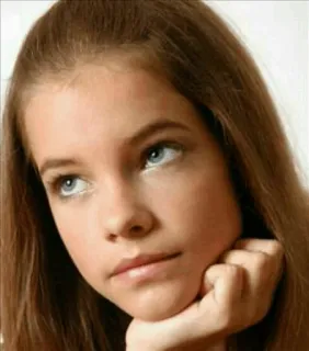 💫 portrait, woman, face, person, beauty, eyes telegram sticker