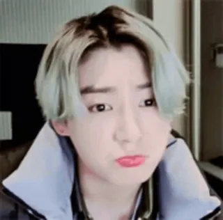 🥲 Jungkook K-pop, певец, айдол, портрет, знаменитость, мужчина, человек telegram sticker