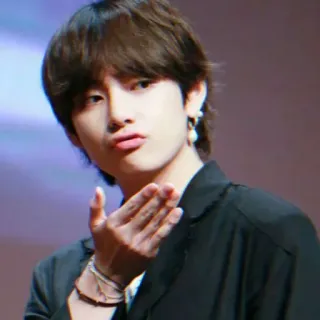 🖇️ V 韩流, 防弹少年团, V, 偶像, 韩国流行, 歌手, 男, 名人 telegram sticker