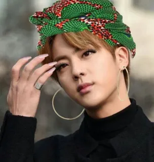 💅 Jin kpop, BTS, Jin, makeup, celebrità, copricapo africano, orecchini telegram sticker