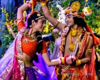 💃 mallikasingh_folove radhakrishna, dancing, couple, traditional clothes, hindu telegram sticker