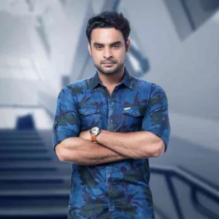 👍 Tovino Thomas Actor indio, Actor, Hombre, Celebridad, Retrato, Persona whatsapp sticker