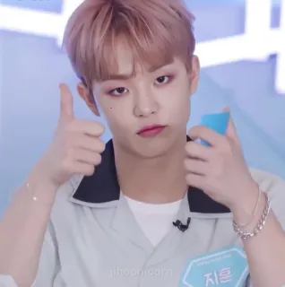 🐼 지훈 coreano, hombre, persona, chico, pulgar arriba whatsapp sticker