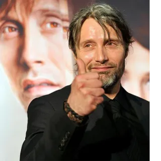 👍 Mads Mikkelsen 俳優, いいね, ポートレート, 男性, 有名人 telegram sticker