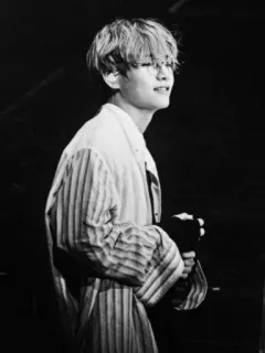 👽 man, glasses, portrait, black and white, person telegram sticker