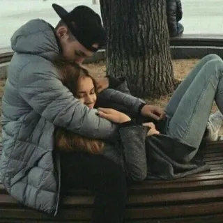 ❤ couple, amour, affection, romance, câlin, étreinte, hiver, relation telegram sticker
