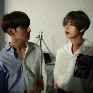 😳 K-поп, BTS, Ви, Чонгук telegram sticker
