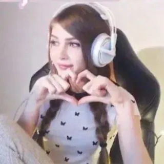 🫶 Pokimane telegram sticker
