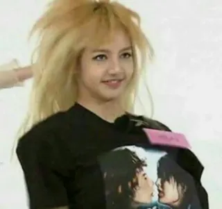 🦋 Lisa kpop, cantante, mujer, celebridad telegram sticker