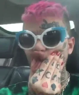 😱 Lil Peep Lil Peep, แว่นกันแดด, แร็ปเปอร์, ผมสีชมพู, รอยสัก telegram sticker