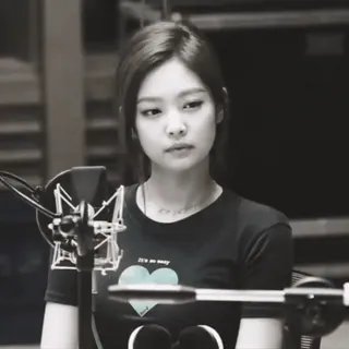 🤟 It's so easy K-pop, Jennie, hati, musik, penyanyi, selebriti, Blackpink telegram sticker