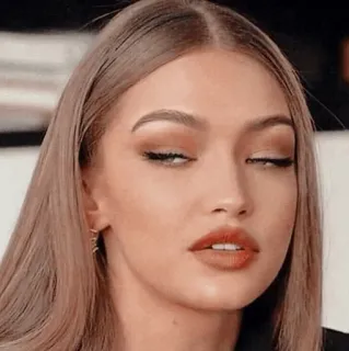 🎗 Gigi Hadid Modella, Celebrità, Gigi Hadid, Donna, Trucco telegram sticker