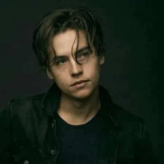 -Cole💦 @IAmBillSkarsGard whatsapp stickers