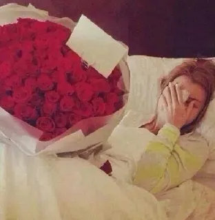 😍 chorando, flores, triste, rosas, buquê, presente telegram sticker
